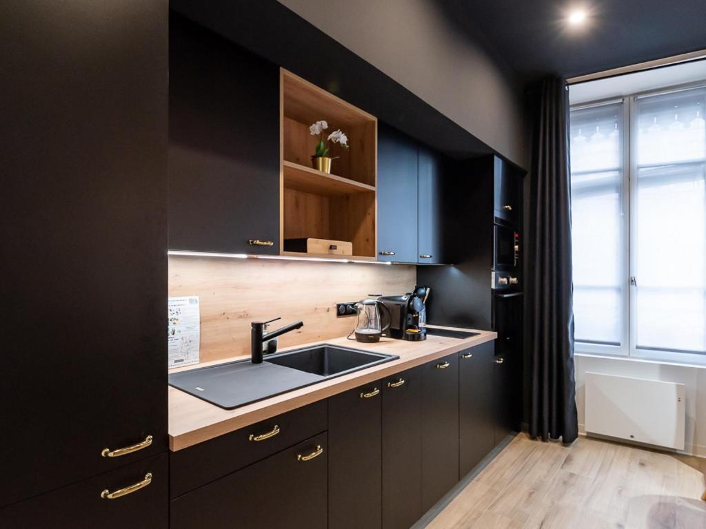 Appartement Chic Proche Bellecour Avec Parking Λυών Εξωτερικό φωτογραφία